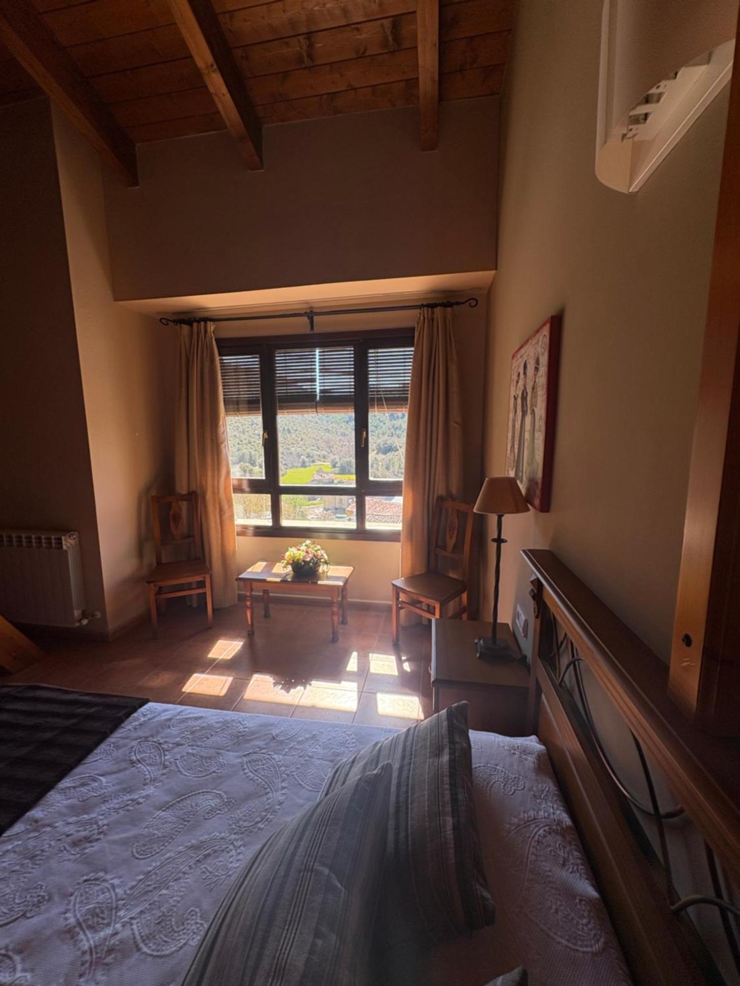 Hotel Guara Inluka Las Almunias Esterno foto