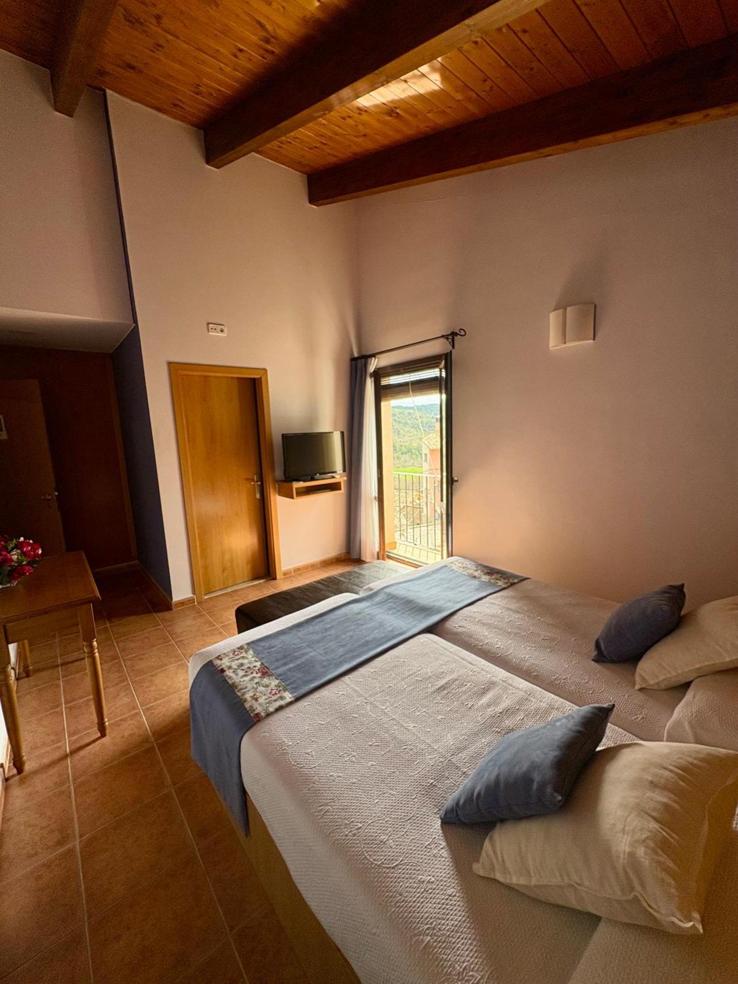 Hotel Guara Inluka Las Almunias Camera foto