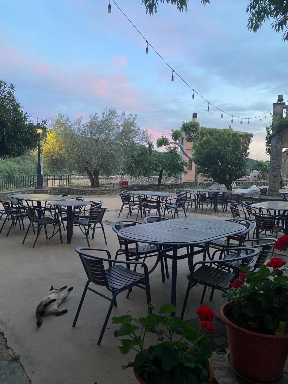 Hotel Guara Inluka Las Almunias Esterno foto